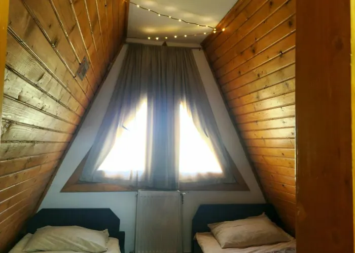 Bunloc House Будинок відпочинку Брашов